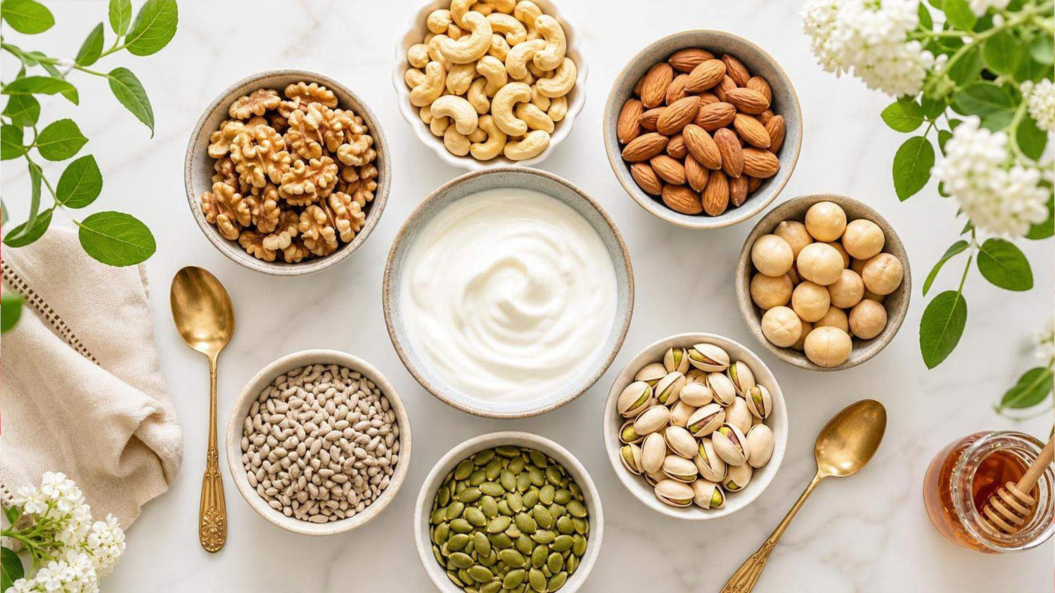 7 Easy Yogurt Bowl Ideas Using Nuts, Seeds and Dried Fruits